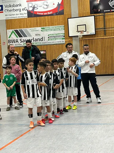 U9 Budenzauber 2025/2026 – Spannender Hallenfußball bis in den Abend