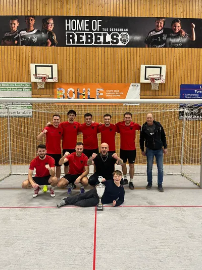 Team Struga gewinnt den BWA Sauerland Hallencup der Betriebs- und Freizeitmannschaften 2026